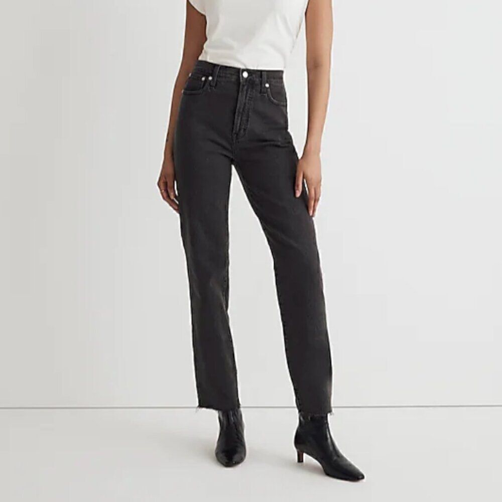 Madewell The Perfect Vintage Straight Jean in Lunar Wash 26 Raw Hem Black Faded